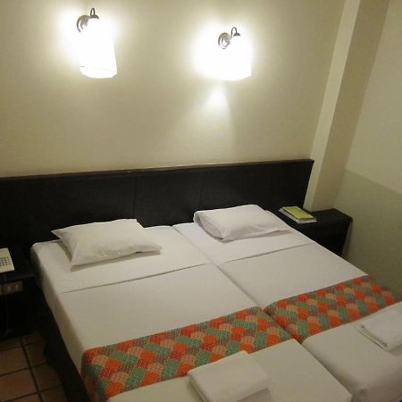 Phuket Rome Place Hotel מראה חיצוני תמונה